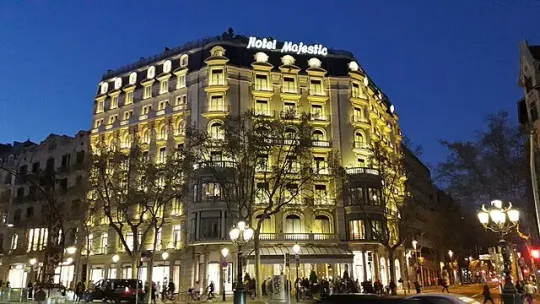 Barcelona hotel prices pause after years of steep rises, averaging €191.6 per night this summer