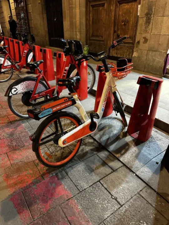 Science teams up with cyclists to create the first real traffic map for bikes