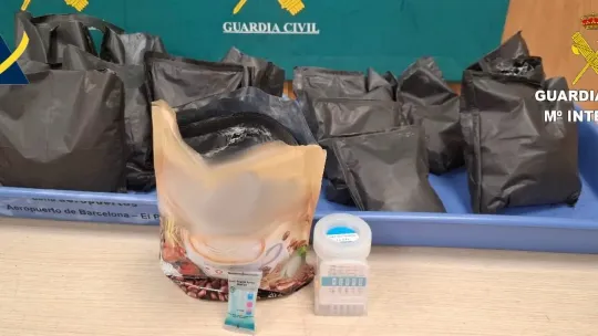 Barcelona Airport Seizes 11kg of Heroin in Coffee