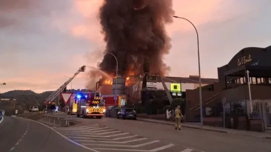 Recycling Plant Explosion in Caldes de Montbui Injures 3