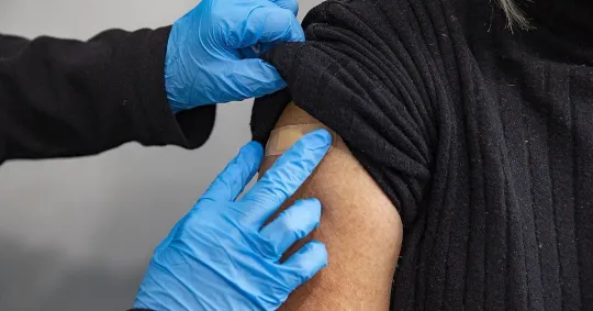 Catalonia Flu Cases Increase 85%, Health Officials Urge