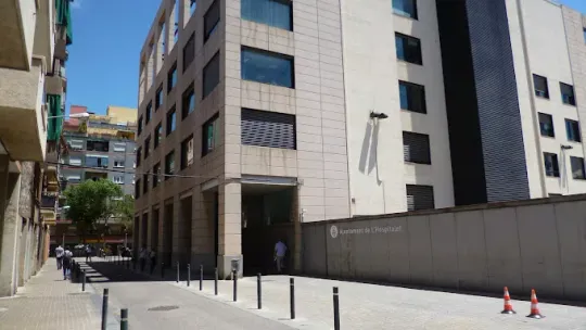 Mossos d’Esquadra Close Over Twenty Drug Dens in L’Hospitalet