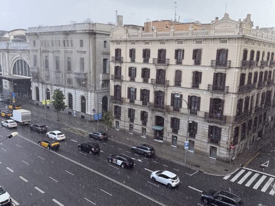 Barcelona issues alert over insufficient drainage due to heavy rains