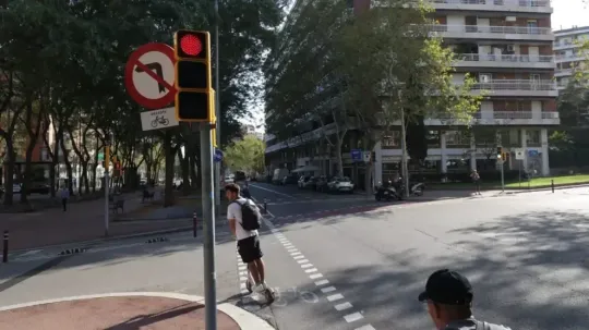 One in four e-scooter riders jump red lights in Barcelona