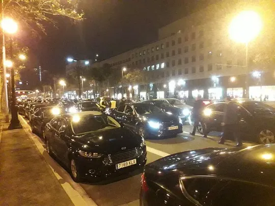 VTC operators to challenge Catalonia’s taxi law in court: ‘We will not let them kill us’