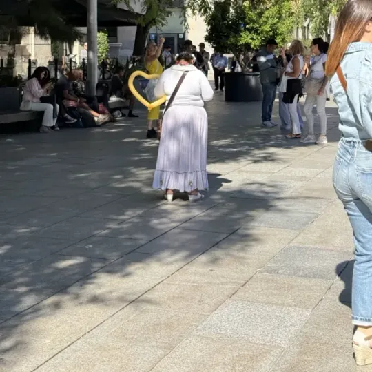PSA: If You Are Visiting Barcelona – Avoid These Clowns