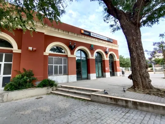 Sant Andreu giants move into old train station this weekend
