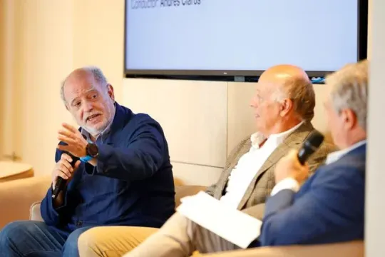 60 experts tackle Barcelona’s coastal pollution crisis