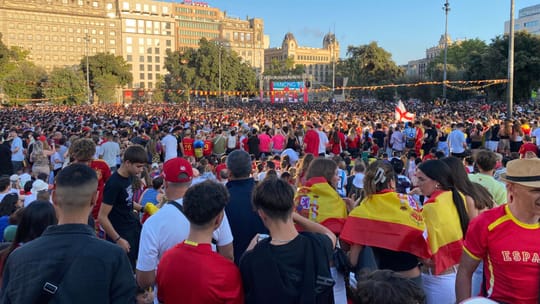 Barcelona to Install World Cup Final Screen for All Teams