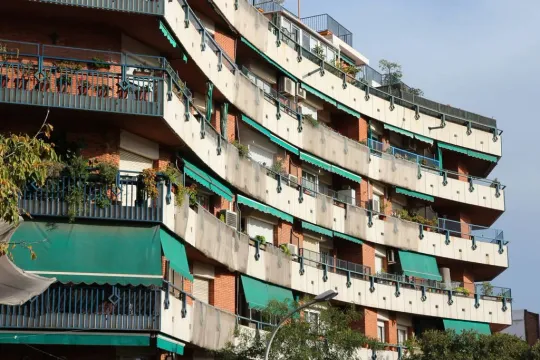 Catalonia to Ban Speculative Home Buys in New Budget Deal