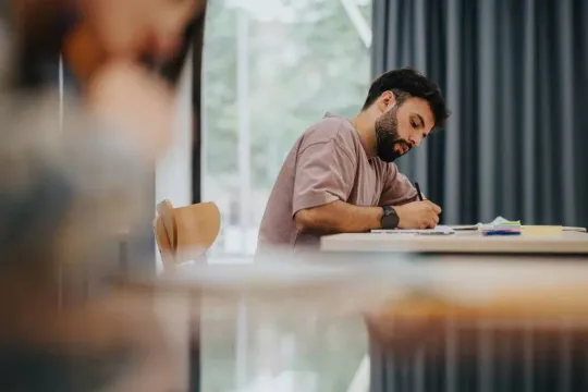 Catalonia to Offer €500 Youth Civil Service Grant