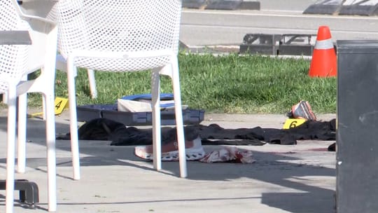 Man Seriously Injured in Sant Martí Shooting