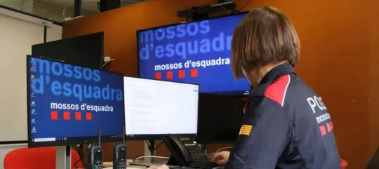 Mossos Warn of Covid-19 Scam to Hijack Whatsapp Accounts