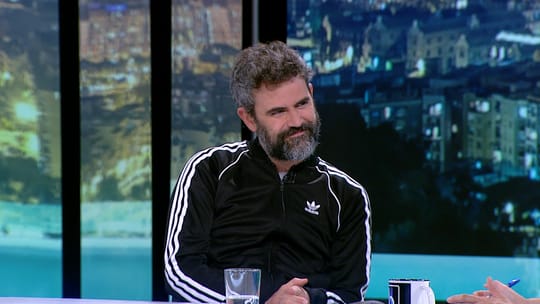 Pau Roca Praises Gràcia's Supportive Community Spirit