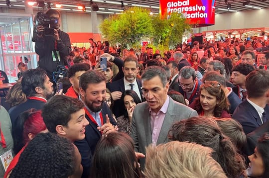 Spanish PM Sánchez Joins Global Progressive Summit in Barcelona