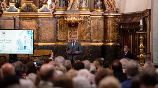 Barcelona Mayor Jaume Collboni and Catalan President Salvador Illa at the inauguration of the Montserrat Torrent organ inside