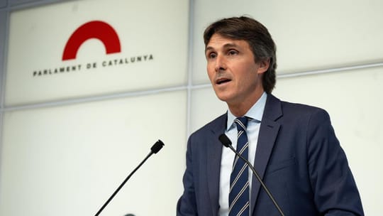 Junts Demands Urgent Meeting Over Catalan Security Concerns