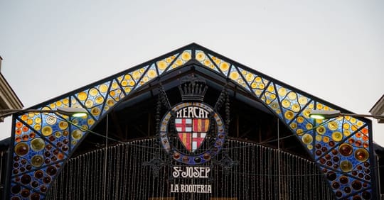 Assalt espectacular amb encastament a una botiga de luxe de Sarrià-Sant Gervasi