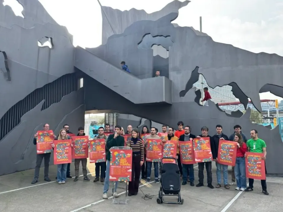 Sant Jordi 2026 to Host ‘book, Rose, Protest’ Rallies