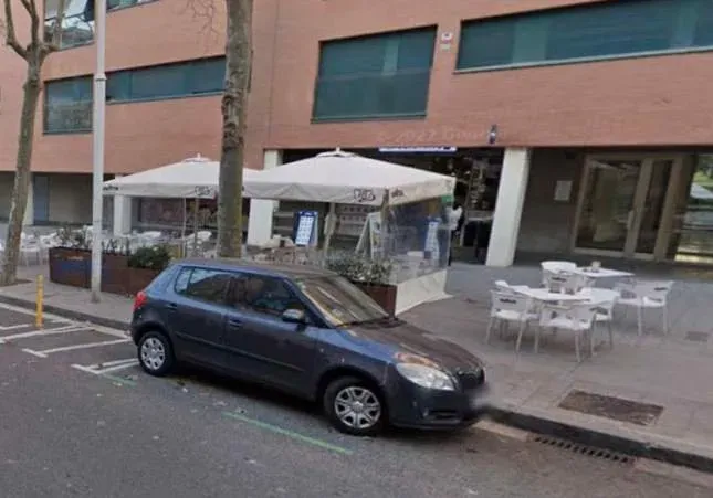 Thief Smashes Bottle on Mossos Officer’s Head in BCN