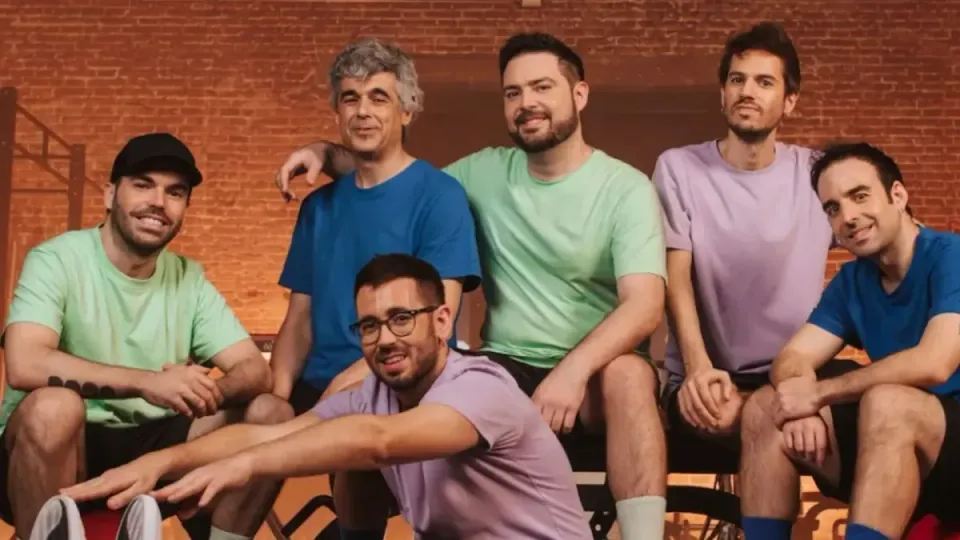 Doctor Prats to Pen Tour De France Barcelona Anthem