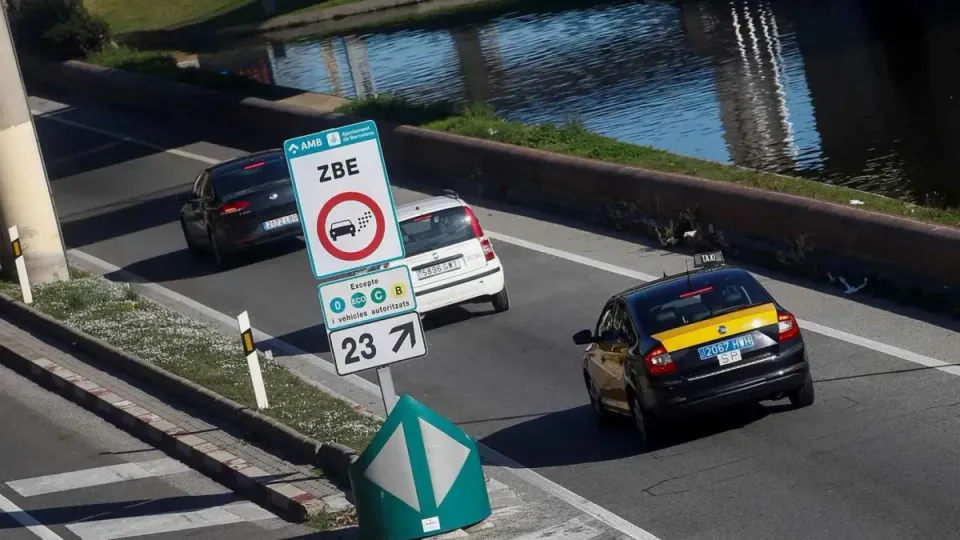 Barcelona Area to Expand Low Emission Zones in New Plan