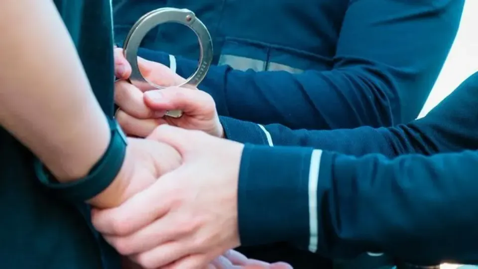 Filming a Minor: Man Arrested in Barcelona Fitting Room