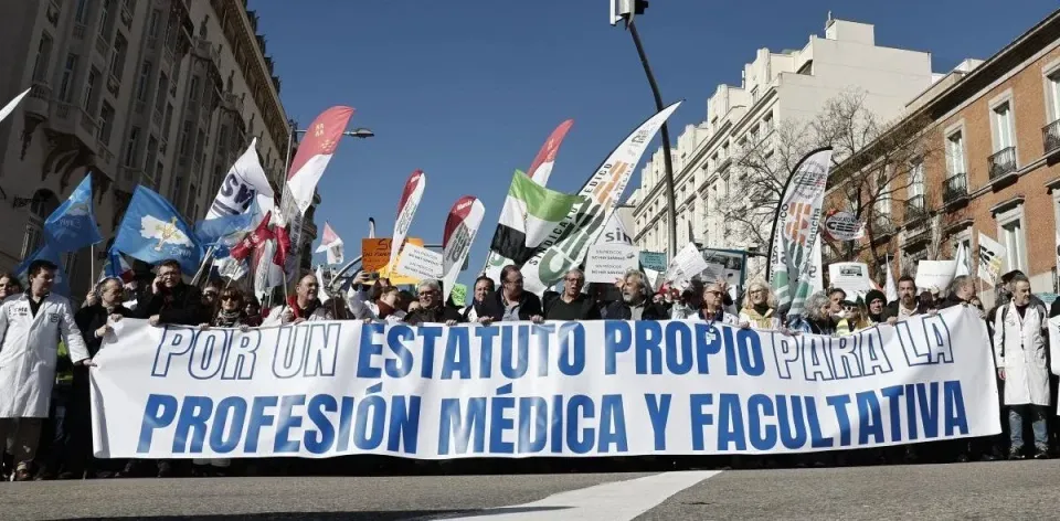 Catalan Doctors Strike: Union Demands End to 24-Hour Shifts