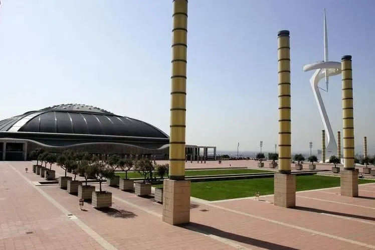 Raye concert Palau Sant Jordi: Public Transport and Shuttle Bus Details
