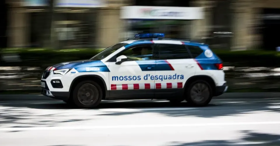Police Arrest 11 in Barcelona Dating App Robbery Gang