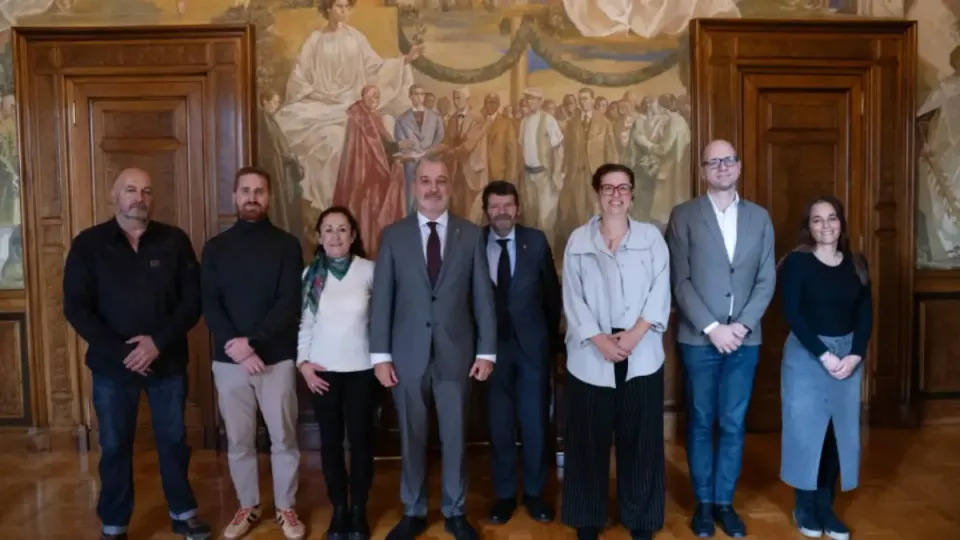 Barcelona Council Signs 2025-2028 Deal for 15,000 Workers
