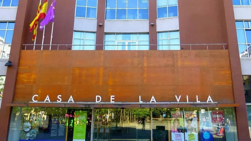 Sant Adrià Sports Councillor Resigns After Assault Complaint