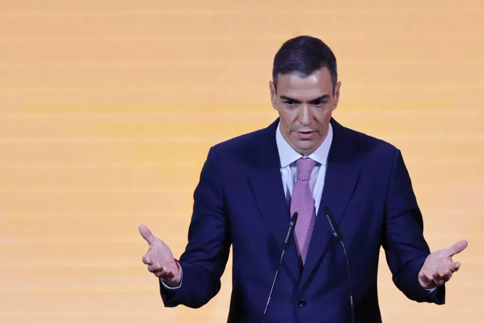 Instagram Faces Parliamentary Grilling in Spain Amid Surveillance Claims