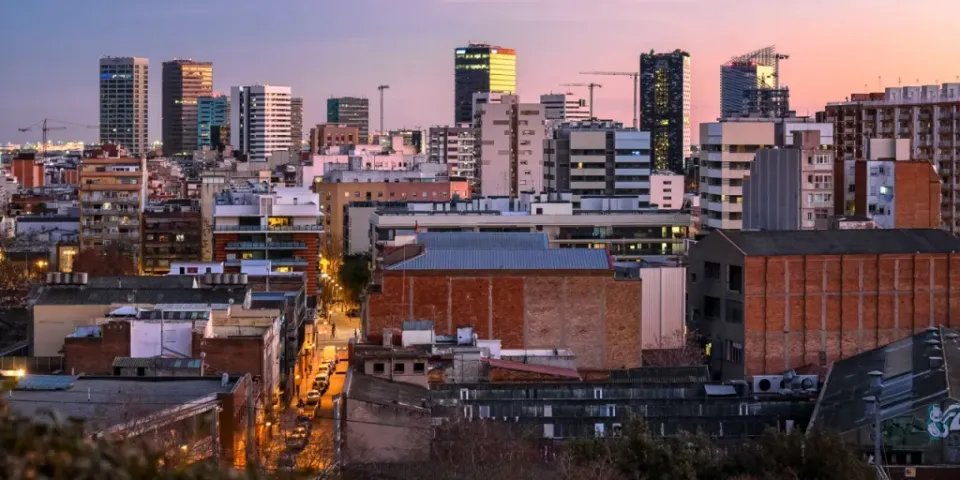 L’Hospitalet Tourist Accommodation Surges 21.4% in Five Years