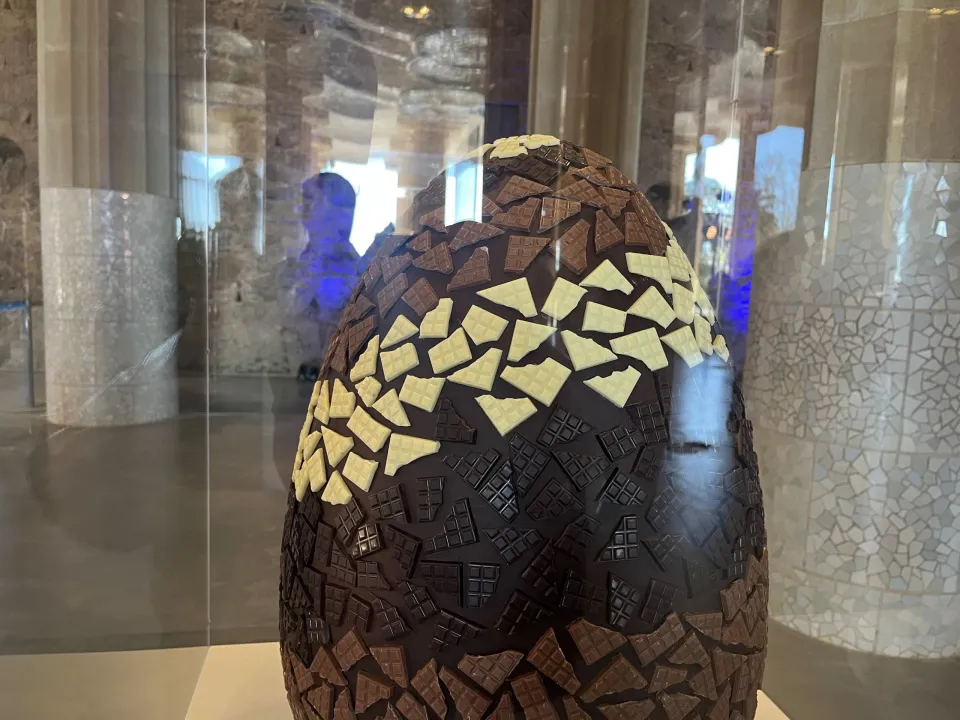 Park Güell’s Gaudí Chocolate Egg Exhibit Opens