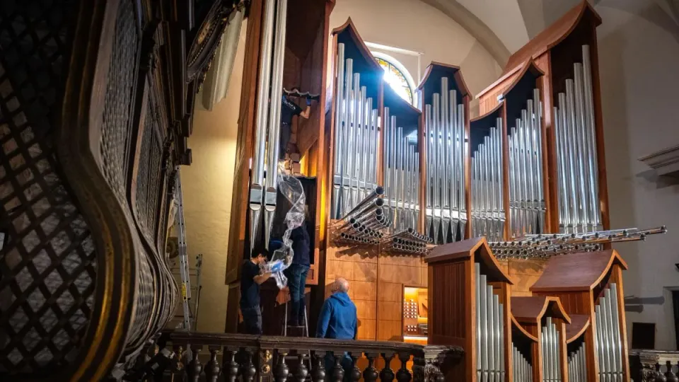 The newly installed monumental organ inside the historic Oratory of Sant Felip Neri in Barcelona's Gothic Quarter.