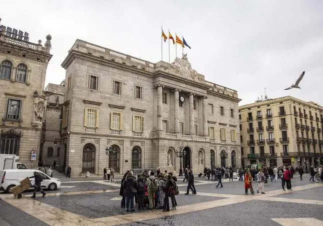 Tourist’s €10k Watch Snatched in Plaça Sant Jaume