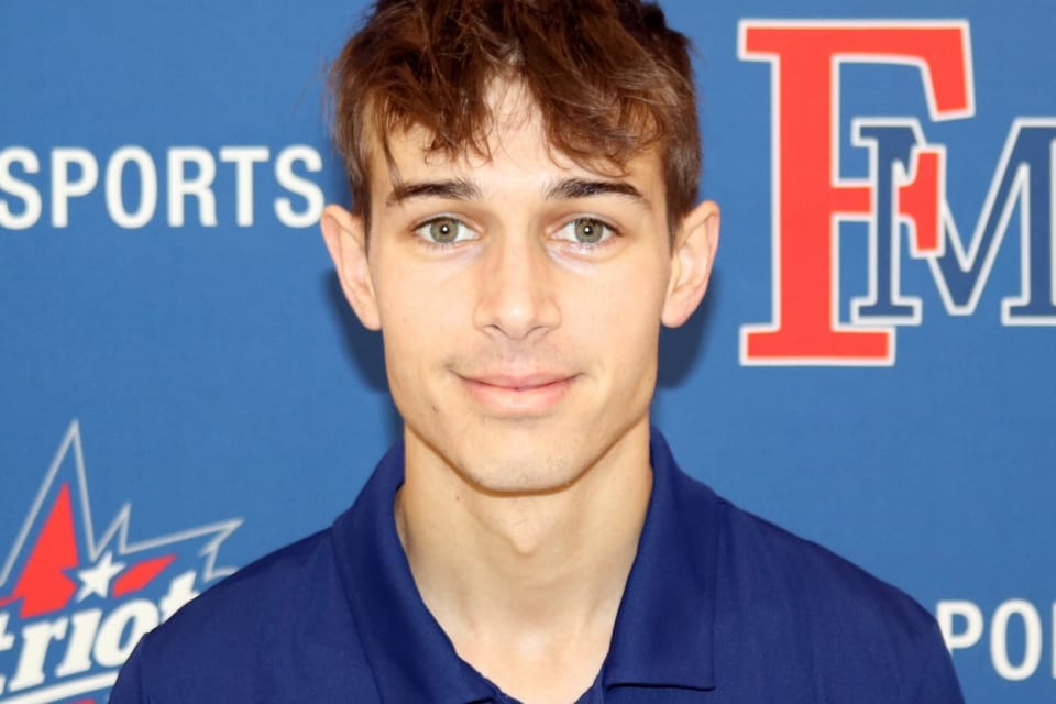 Miguel Maia, Francis Marion University tennis player from Barcelona