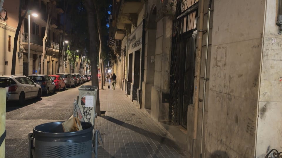 Residents gather at a community meeting in Barcelona's Poble-sec neighbourhood to discuss insecurity and drug flats.