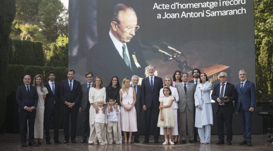 Barcelona Mayor Jaume Collboni, King Felipe VI, and Catalan President Salvador Illa at the Samaranch homage.