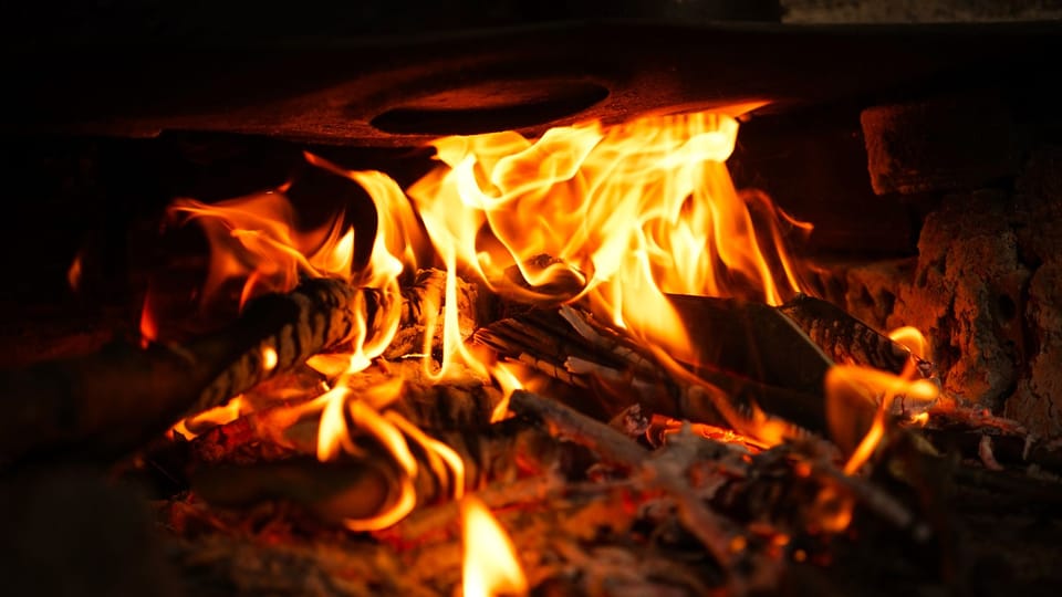 Generator fire delays power return in L'Hospitalet