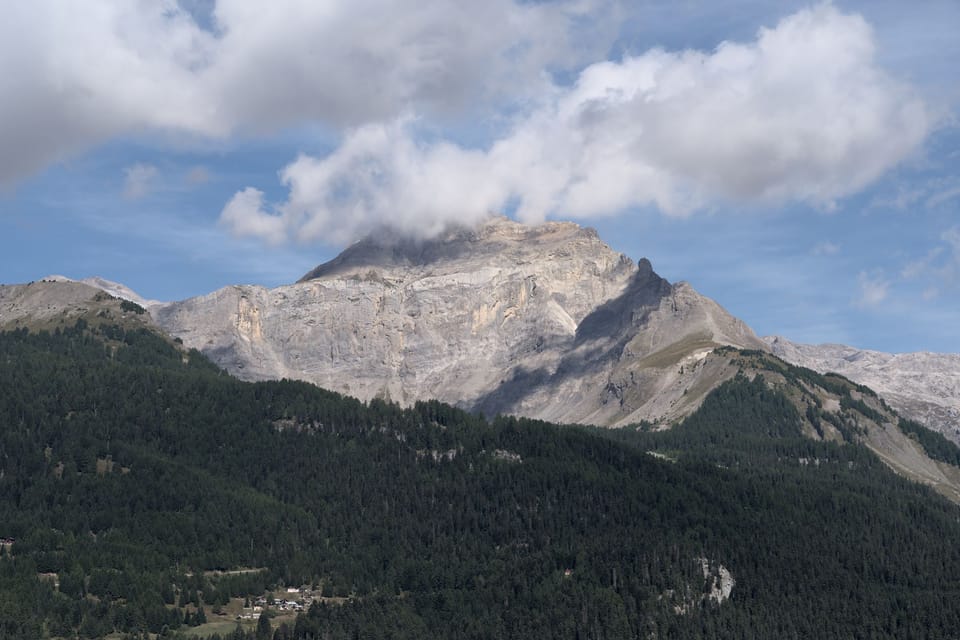 Barcelona castellers raise tower at 3,454m in Swiss Alps