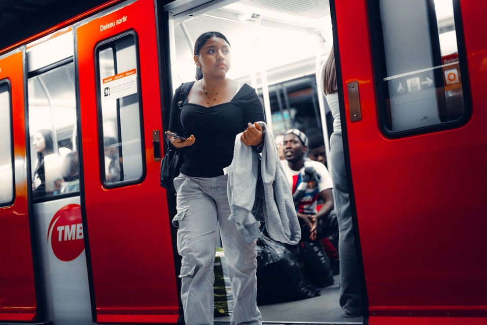 TMB to add metro trains for Tour start in Barcelona